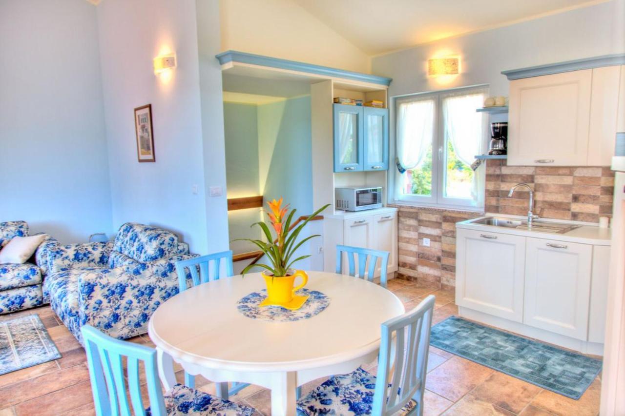 Apartments Petra Near Beach Veruda Bagian luar foto